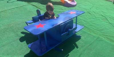 Кресло качалка самолет