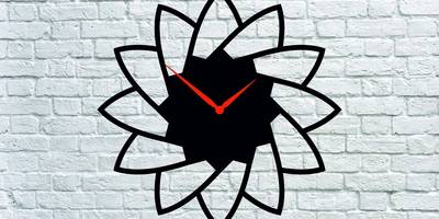 Часы цветок геометрический