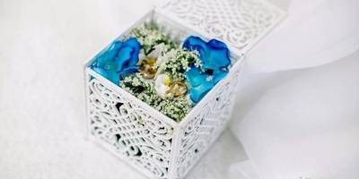 Шкатулка свадебная белая с резьбой