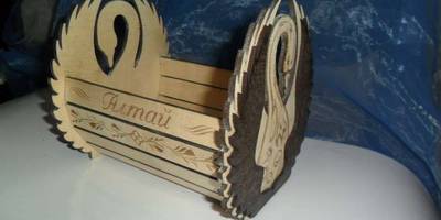 Корзинка лебедь