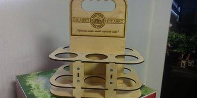 Деревянный пиво держатель