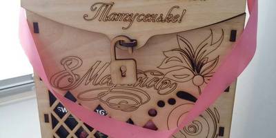 Коробка для вина с букетом