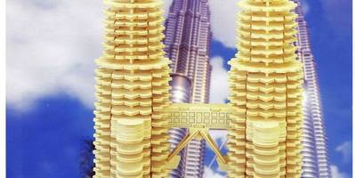 Небоскреб башни-близнецы