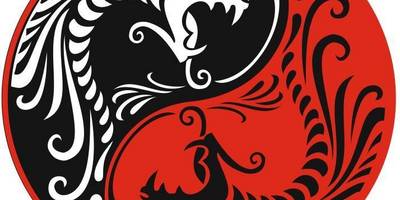 Часы драконы в стиле инь янь