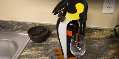 Минибар пингвин