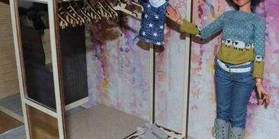 Кукольная мебель - вешалка для кукол