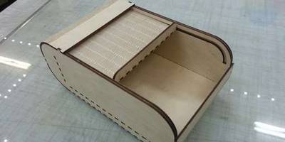 Хлебница с гибкой крышкой