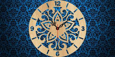 Часы ажурные цветы