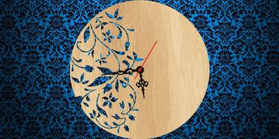 Часы ажурный узор цветочный