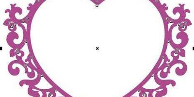 Фоторамка ввиде сердца резная