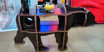 Медведь-стол