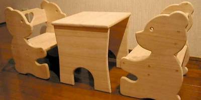 Детский комплект табурет и столик 3