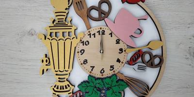 Часы для кухни самовар с чашками