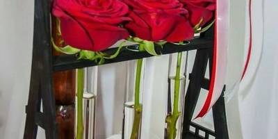 Эйфелева башня колба для цветов