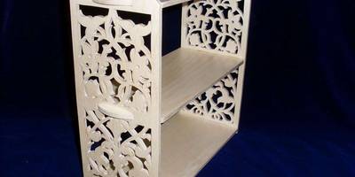 Полка трех ярусная