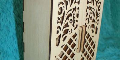 Кукольная мебель - резной шкаф