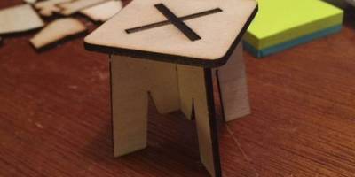 Кукольная мебель - табуретка для куклы