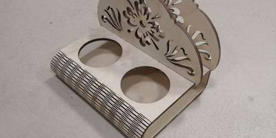 Салфентица с отверстиями