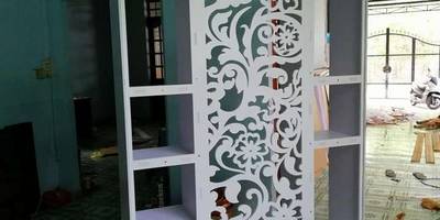 Полка с орнаментом