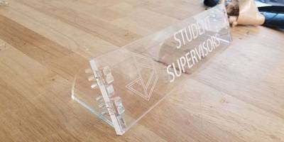 Настольная табличка