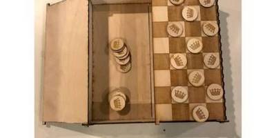 Шашки в коробке