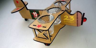 Мини бар самолет с рюмками