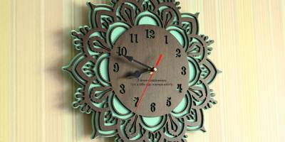 Часы настенные ажурные сложные