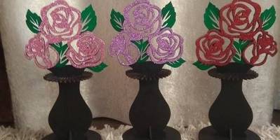 8 марта салфетница розы