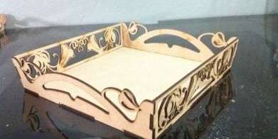 Поднос с высоким краем 2