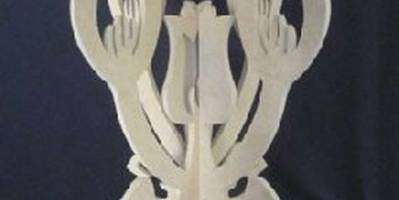 Столик цветы к твоим ногам