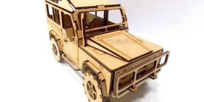 Автомобиль land rover