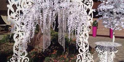 Арка и столик свадебные