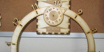 Часы gear clock