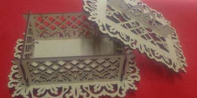 Шкатулка с прорезным орнаментом