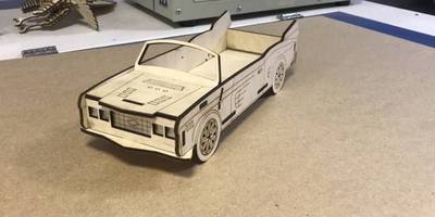 8 марта кабриолет-букет