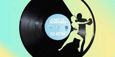 Часы танцующая пара