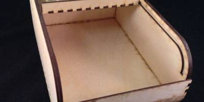 Коробка с крышкой-ширмой