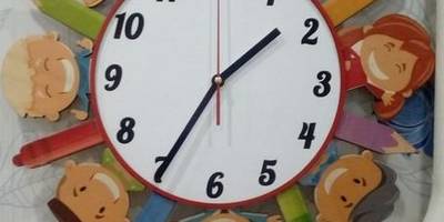 Часы школьные детишки по краю
