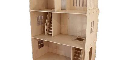 Кукольный домик с чердаком