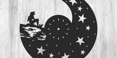 Часы русалка на луне