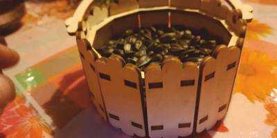 Корзинка под семечки