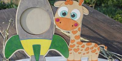 Baby giraffe photo frame rocket picture frame cdr