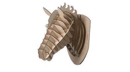 Украшение в форме головы лошади