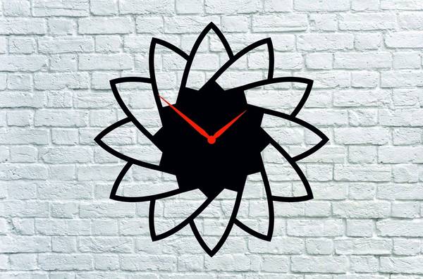 Часы цветок геометрический