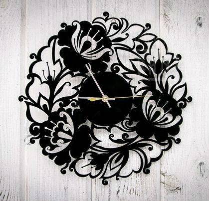 Часы цветочный орнамент