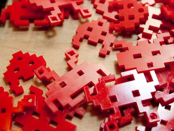 8bit space invader ornaments dxf