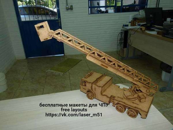 Сборные модели Автокран 42
