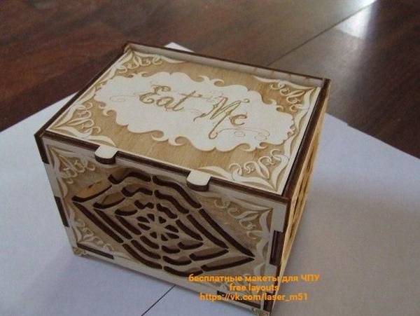 Шкатулка декоративная eat me