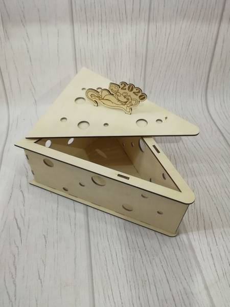 Шкатулка cheese shape wooden box