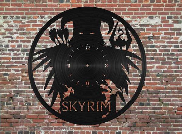 Часы гику skyrim
